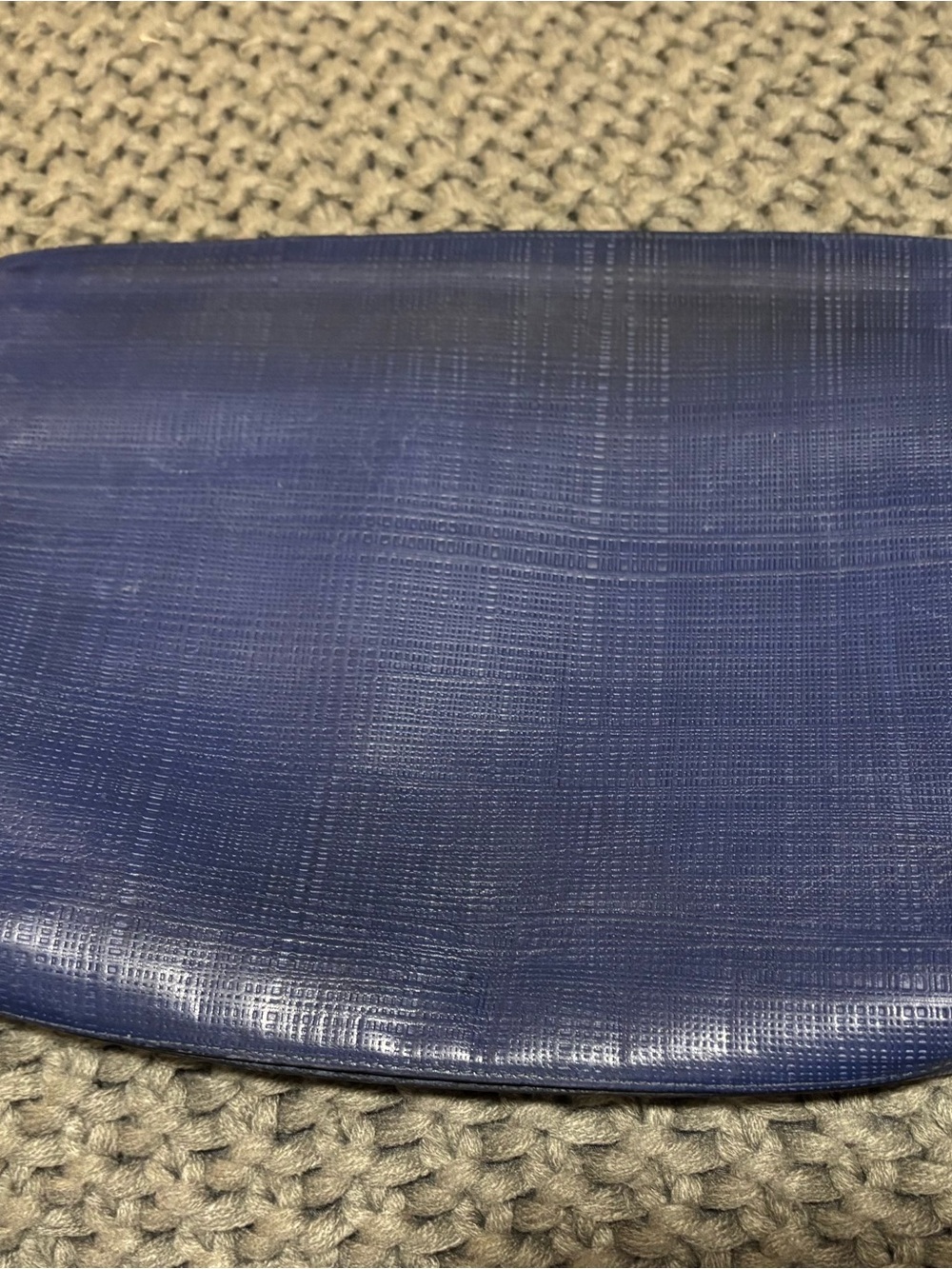 LOEWE PRE-OWNED
2012-2024 Leather Anagram T clutch bag - Picture 2 of 4